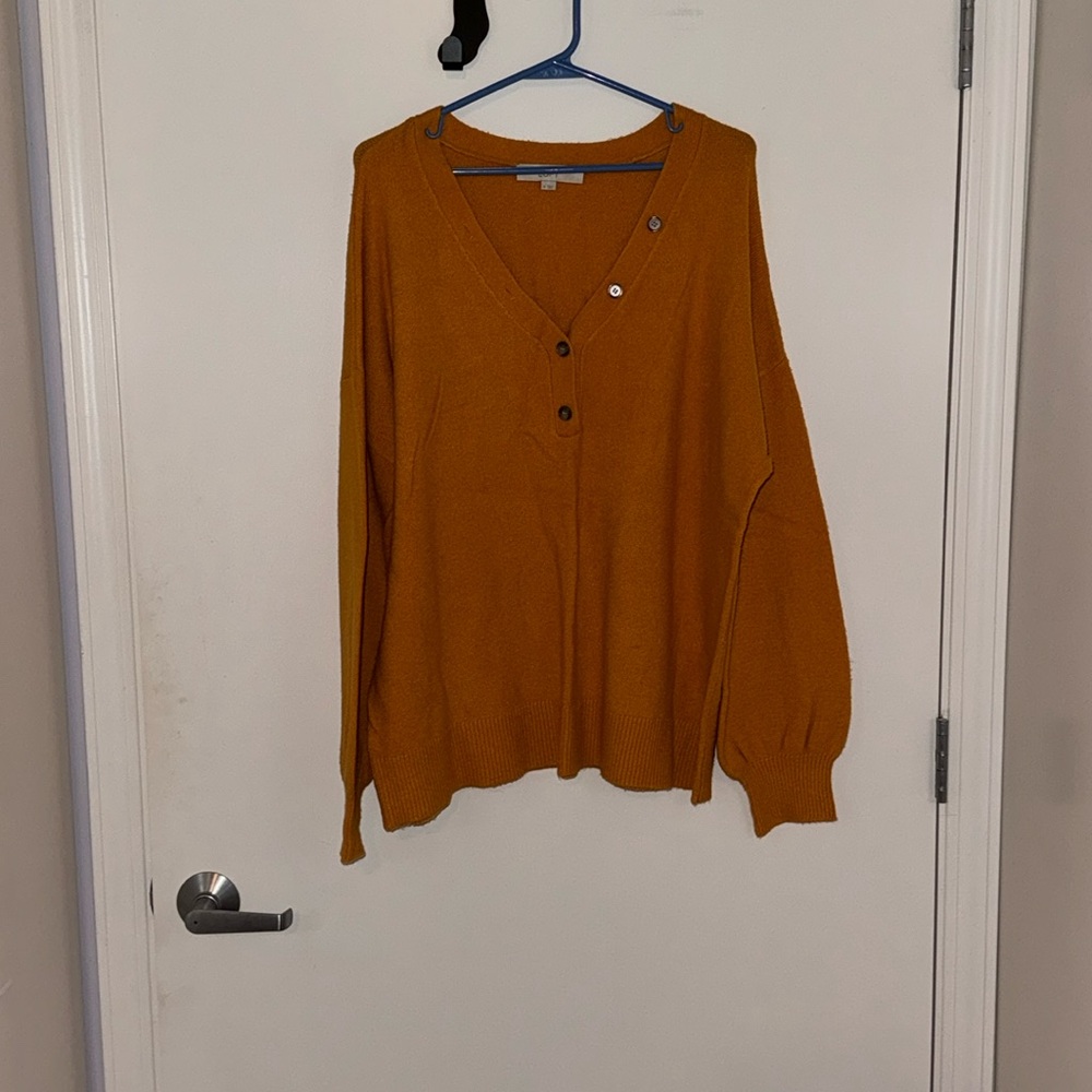 LOFT woman’s sweater